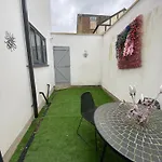 Lucy Street - Luxury En-Suite Rooms - Perfect For Long Stays