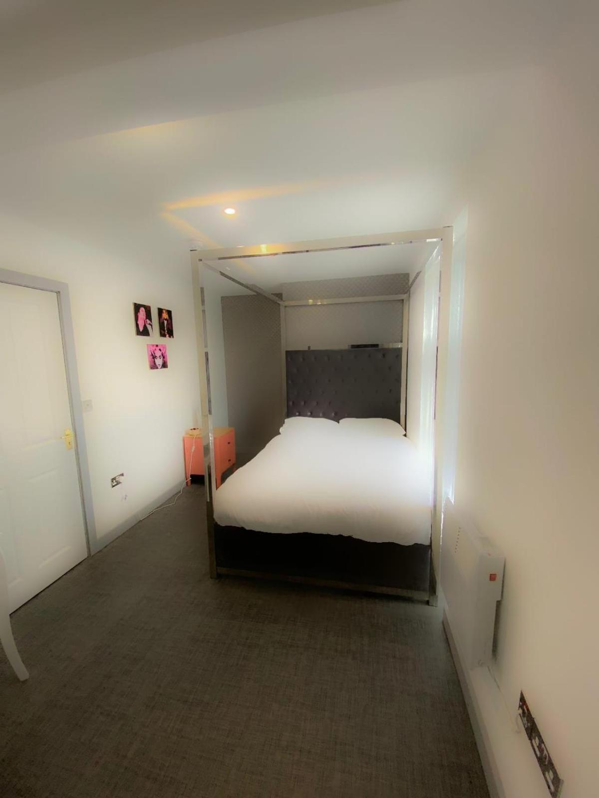 Lucy Street - Luxury En-suite - Perfect For Long Stays * Manchester