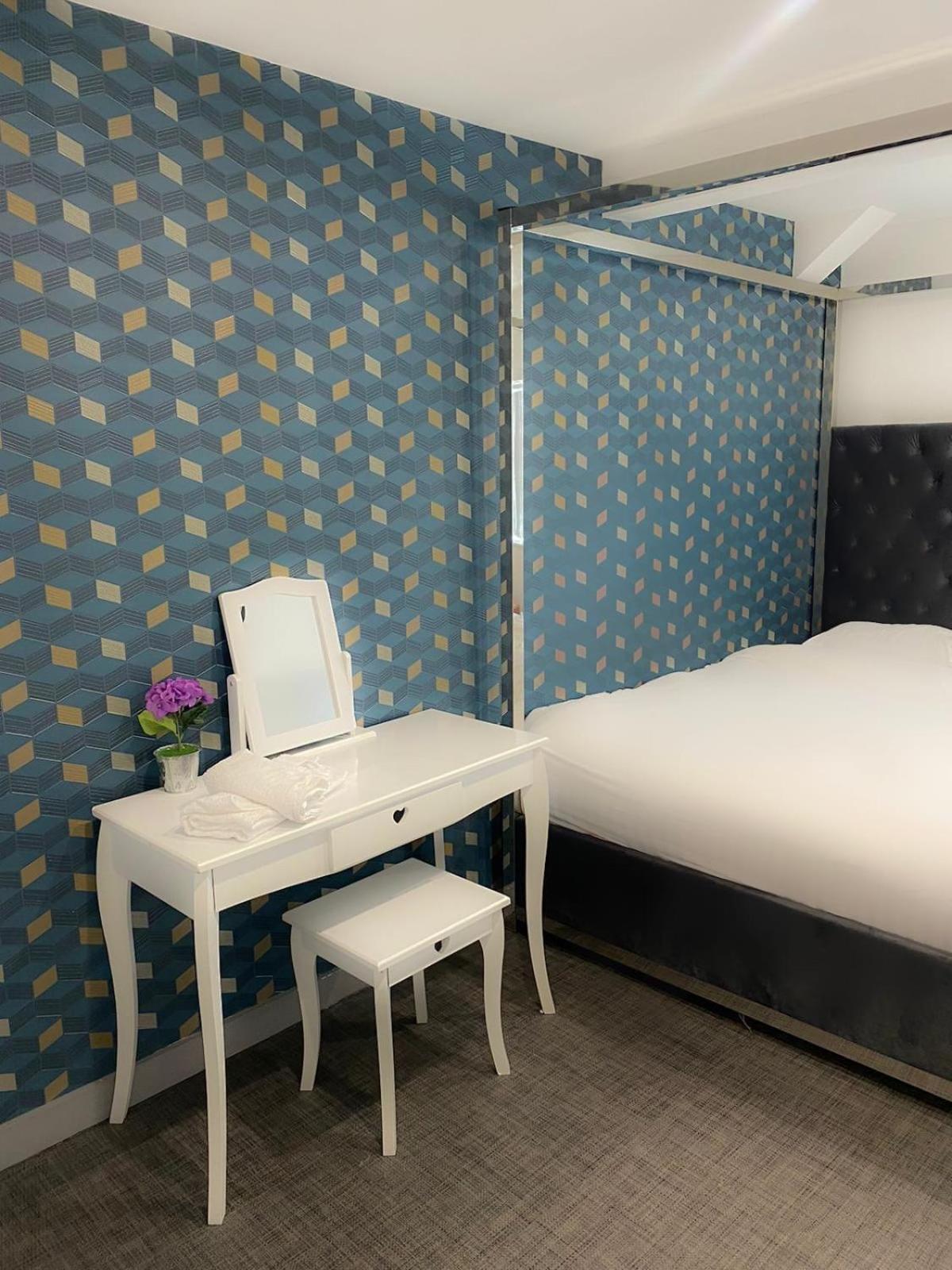 Homestay Lucy Street - Luxury En-suite - Perfect For Long Stays Manchester