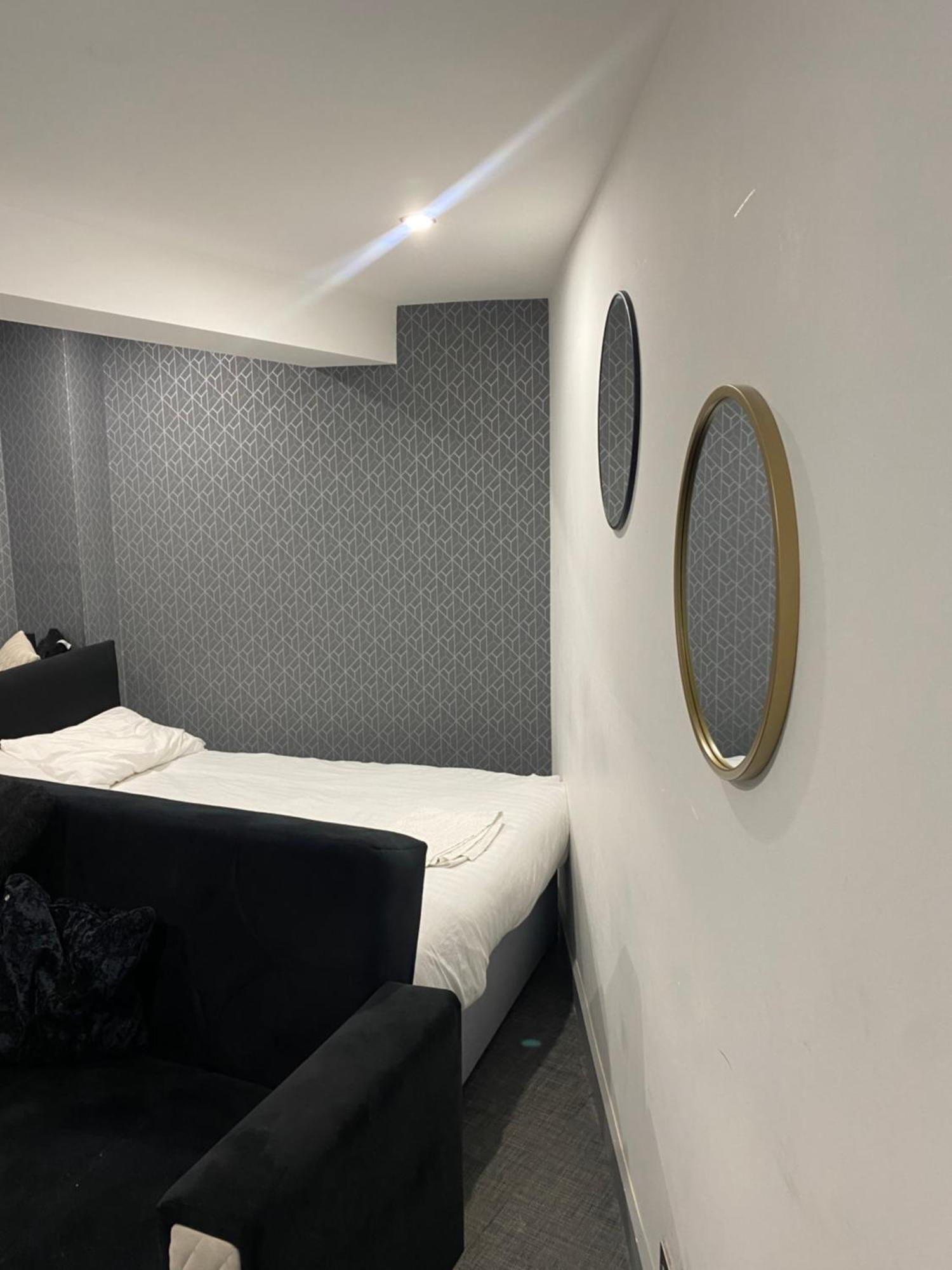 Lucy Street - Luxury En-suite - Perfect For Long Stays Homestay Manchester