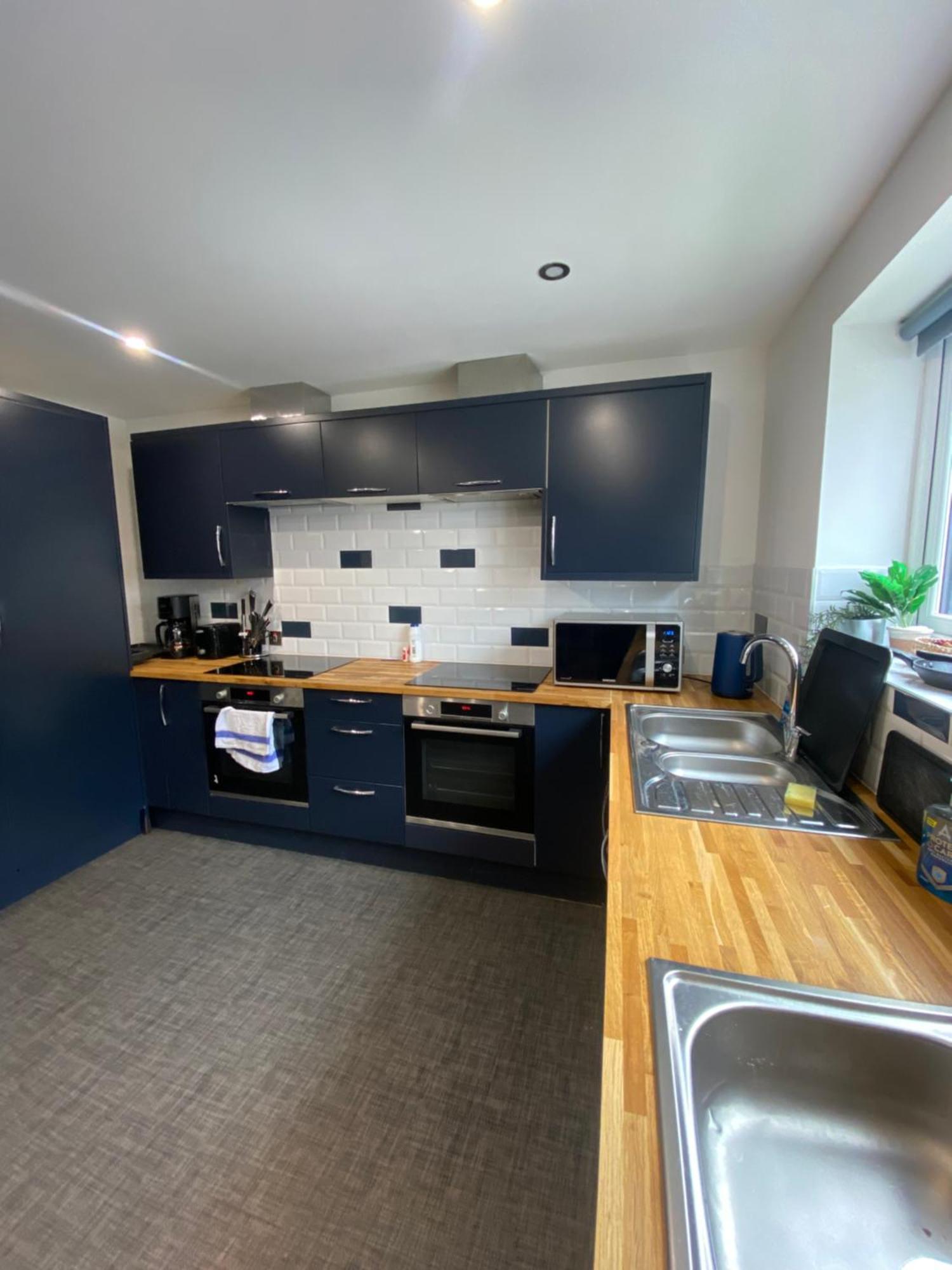 Lucy Street - Luxury En-suite - Perfect For Long Stays