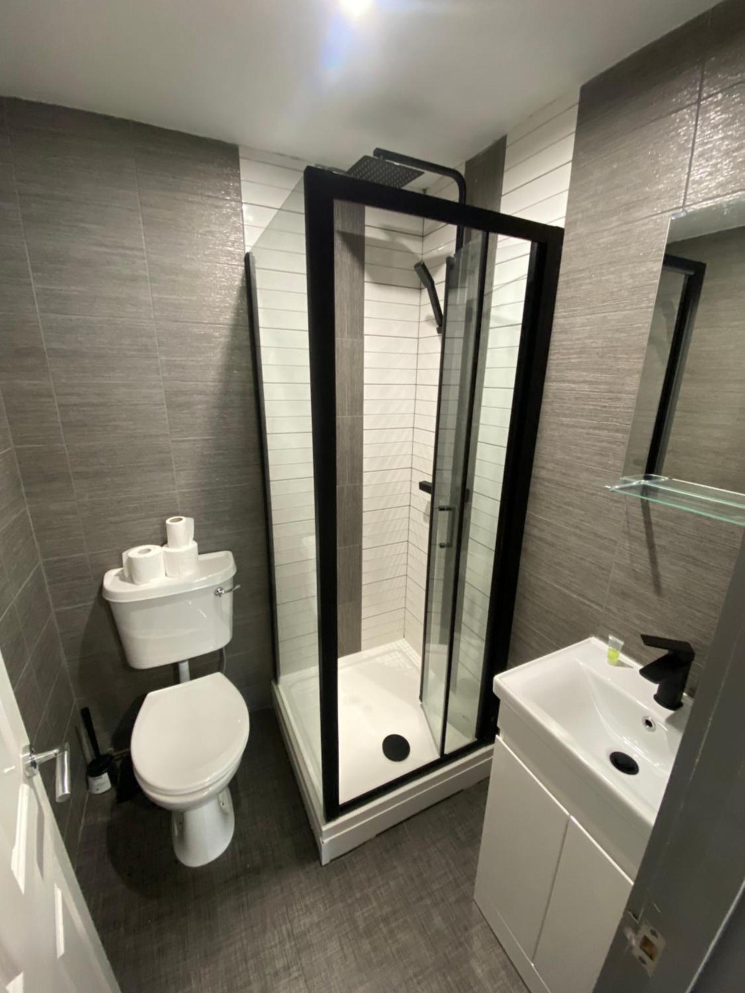 Homestay Lucy Street - Luxury En-suite - Perfect For Long Stays *